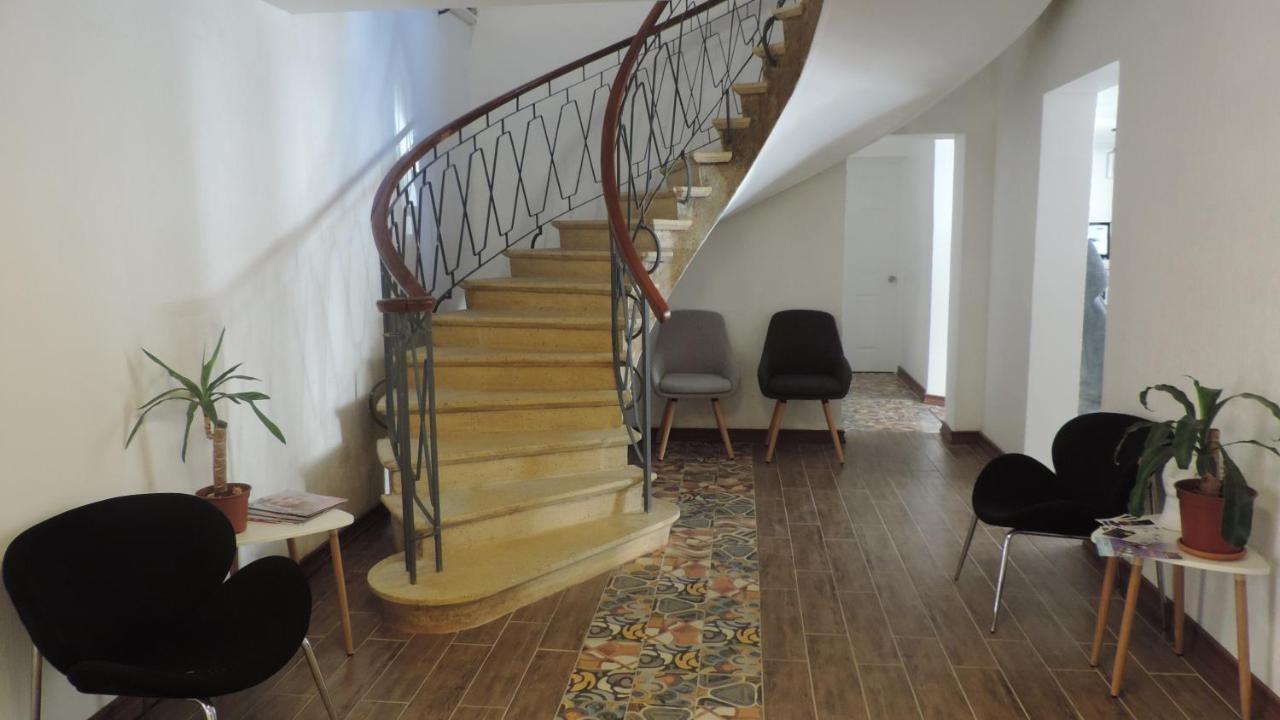 Hotel North South